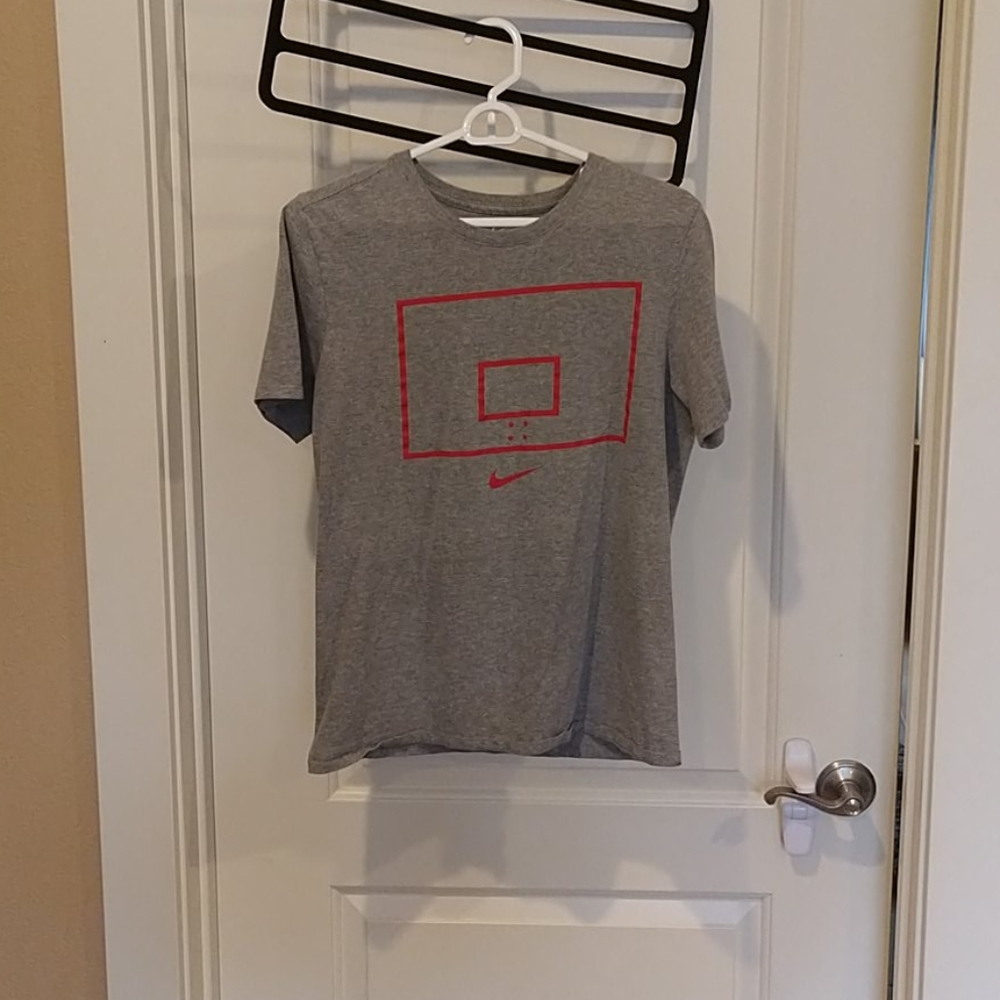 Mens Nike Basketball T-Shirt